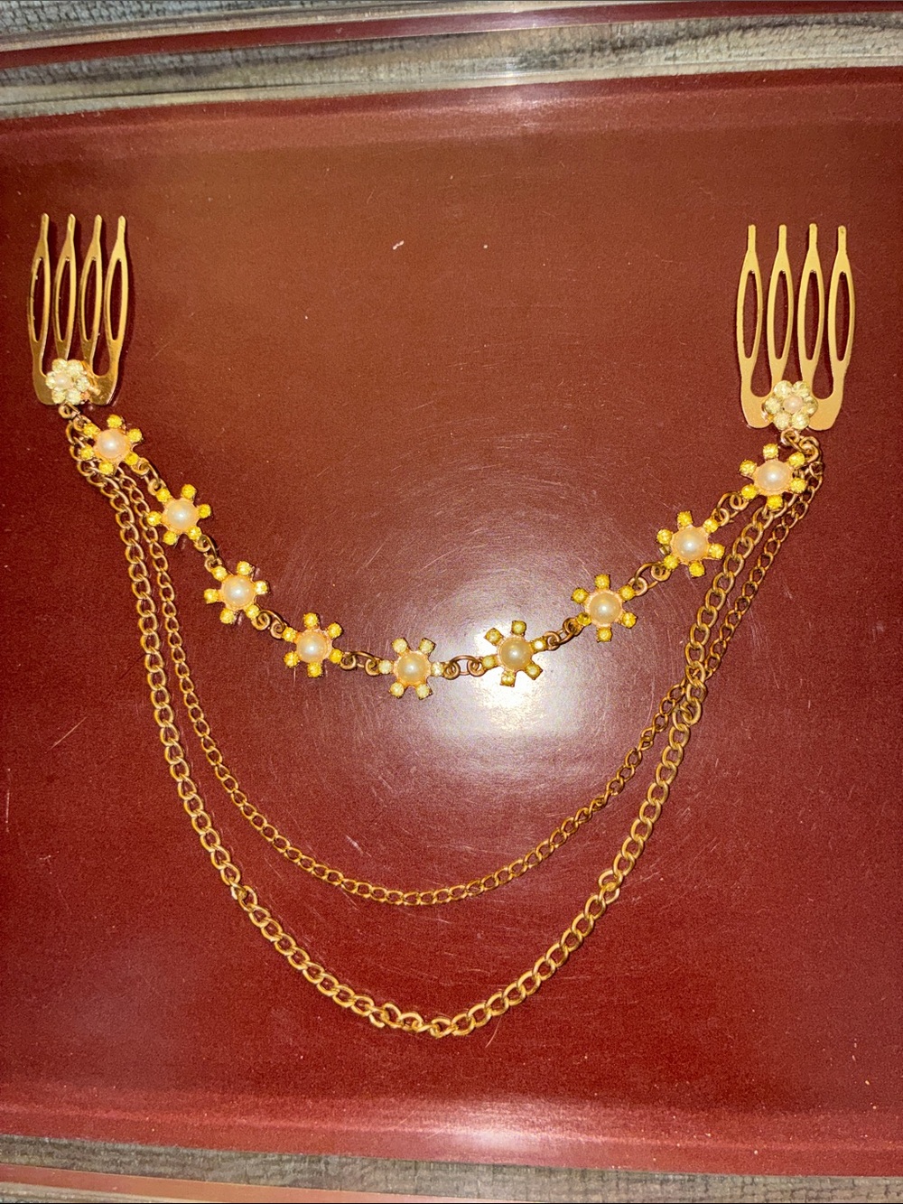 Gold Floral Double-Comb Hair Chain with Pearlescent Accents